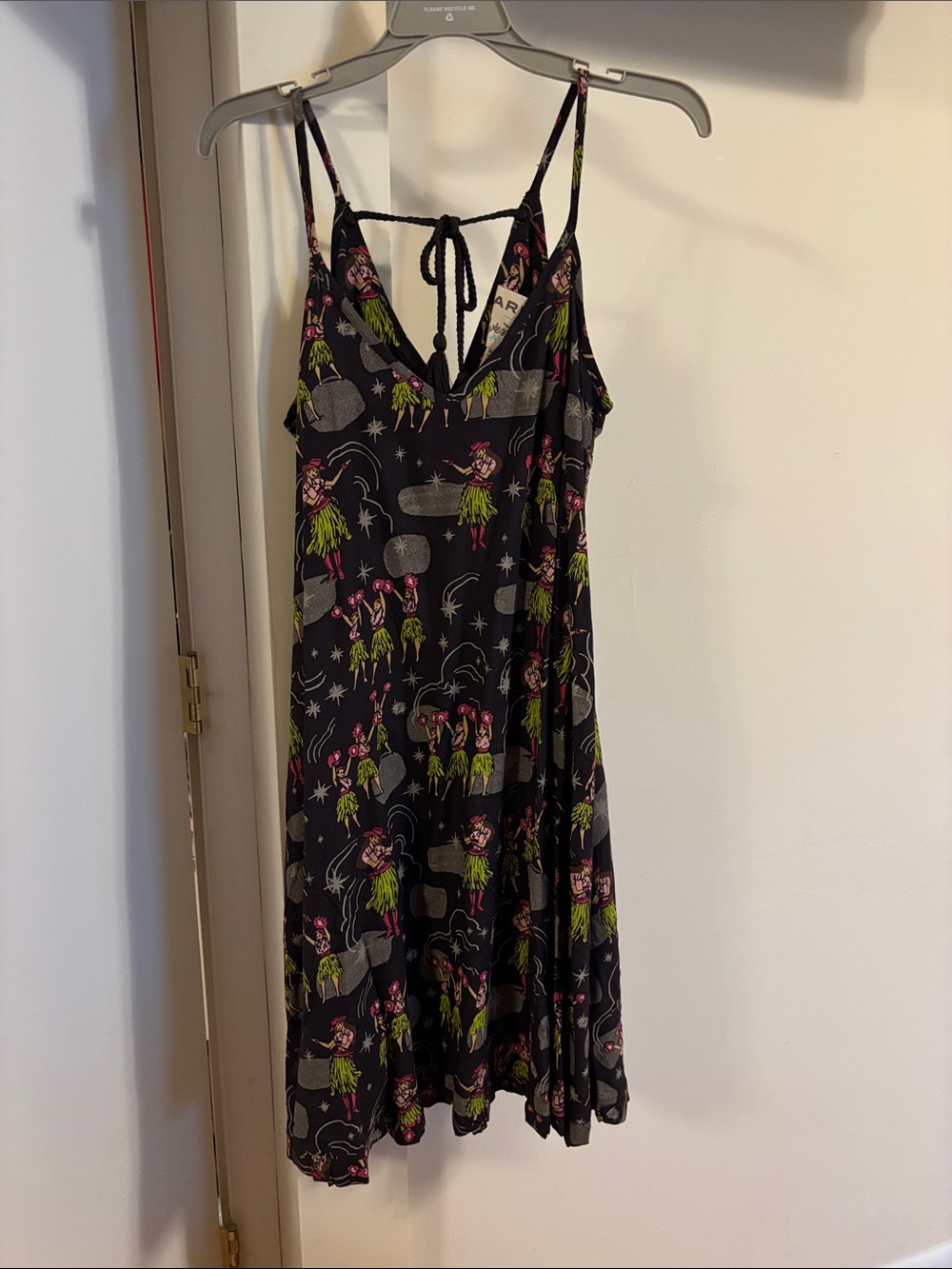 Ariat Dress with Pink and Green Floral Design - summer 2025 - Picture 7 of 10